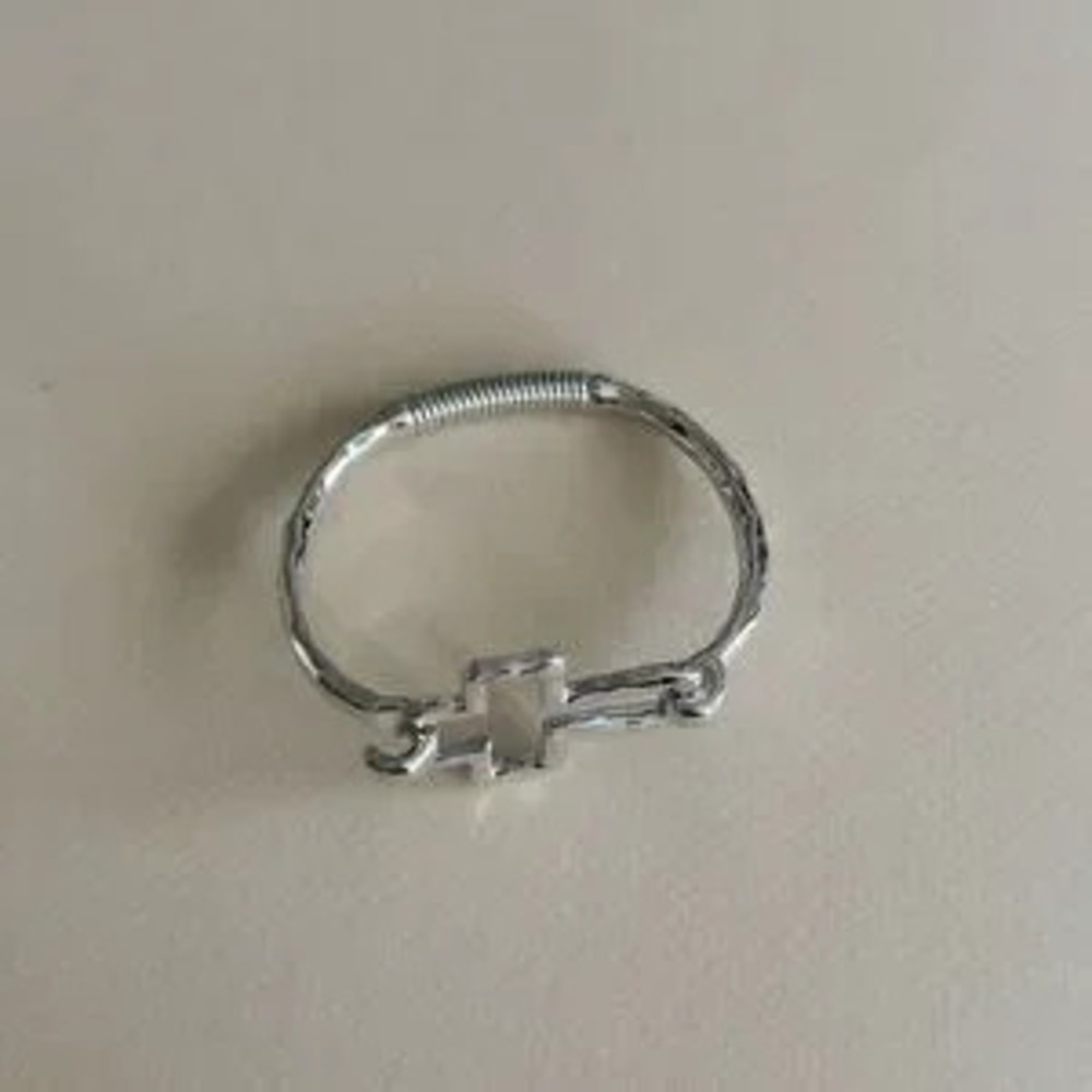 Silver Hammered Cross?Bracelet N1858